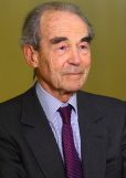 Robert Badinter : avocat, homme politique et écrivain